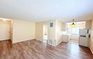 1955 S SHERBOURNE DR