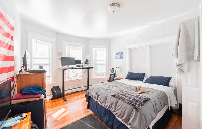 2 Elton St. 1