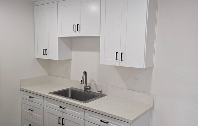 1 bed, 1 bath, 500 sqft, $1,825, Unit 55-44