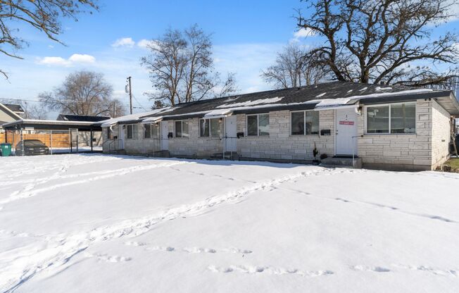 5410 / 5416 N Lacey St