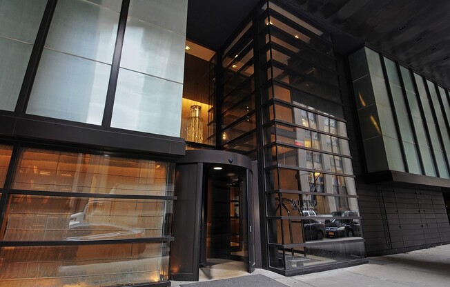 20 Pine St Apt 1411