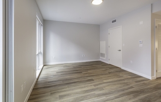 Studio, 1 bath, 522 sqft, $3,290, Unit 614