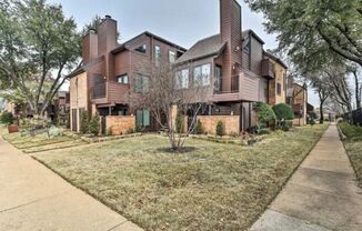 Amazing 2 Bed, 2 Bath Condo in Gated Community in North Arlington- 76006