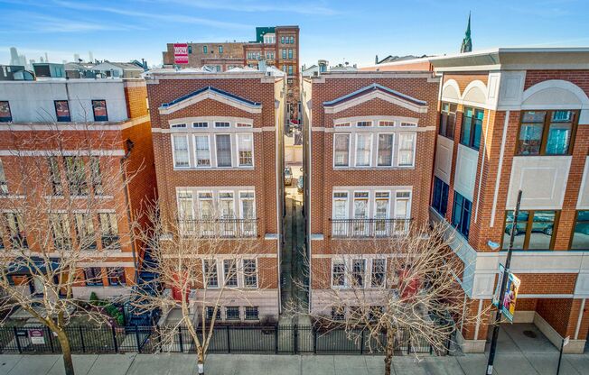 1321 W. Belmont