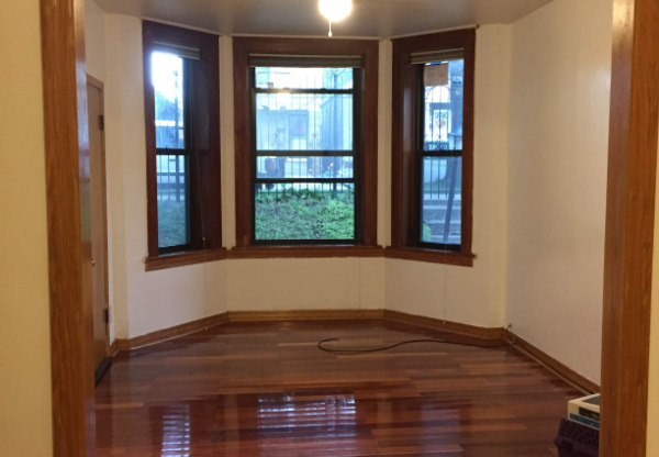 1924 W 34th Pl