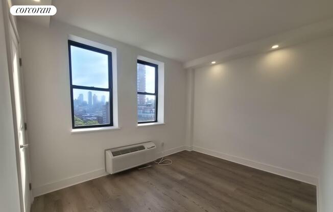 2 beds, 2 baths, $8,000, Unit 15B