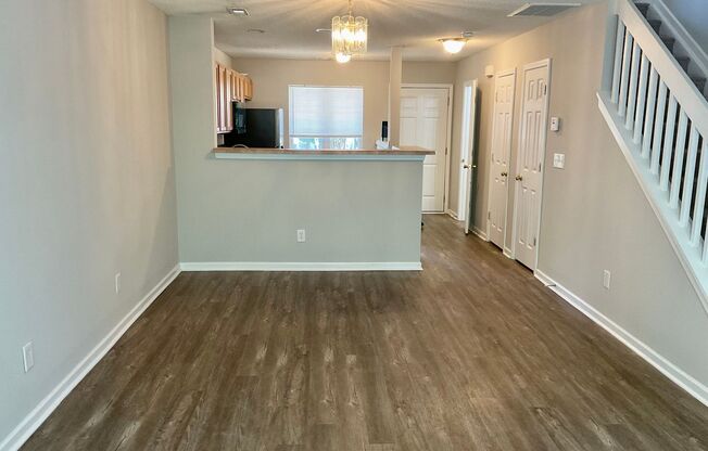 Townhome with 2 Bedrooms, 2.5 Baths
