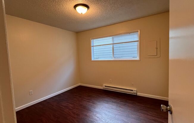 1 bed, 1 bath, 475 sqft, $1,325, Unit 01