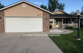 3079 N COLUMBINE AVE