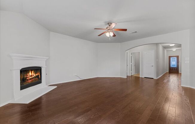Ready for Immediate Move-In!  3 Bed 2 Bath Beauty!!! in the Highly Desirable VALOR POINTE - THE RESERVE AT WESTRIDGE Subdivision