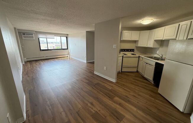 2 beds, 1 bath, 710 sqft, $1,450, Unit # 910