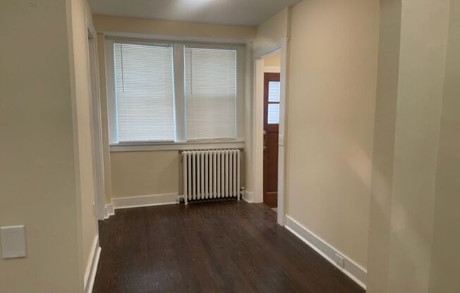 2 beds, 1.5 baths, $1,650, Unit 1