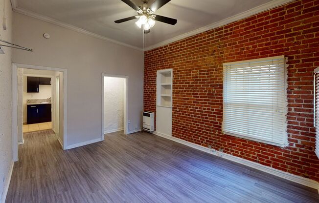 Studio, 1 bath, 480 sqft, $1,595, Unit 100