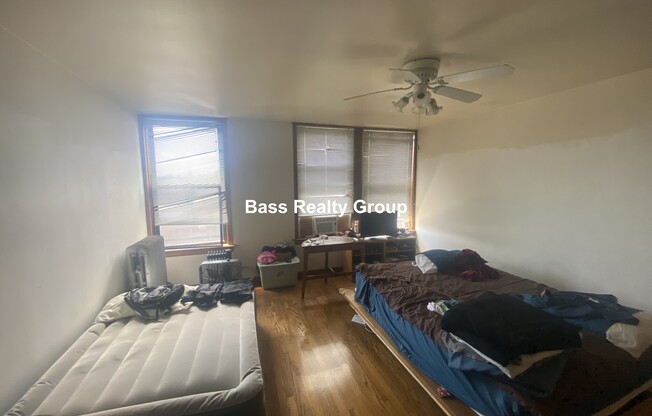 4806 N KEDZIE