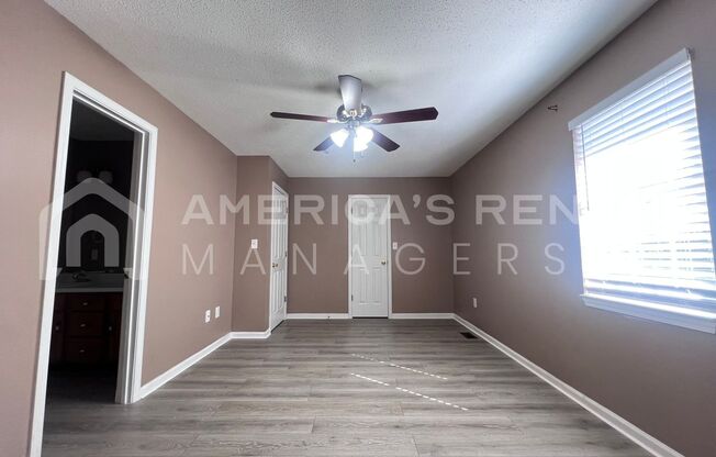 2 beds, 2 baths, $1,400