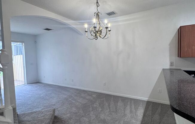 3 beds, 2.5 baths, $1,700