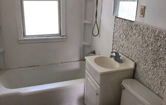 2 beds, 1 bath, $975