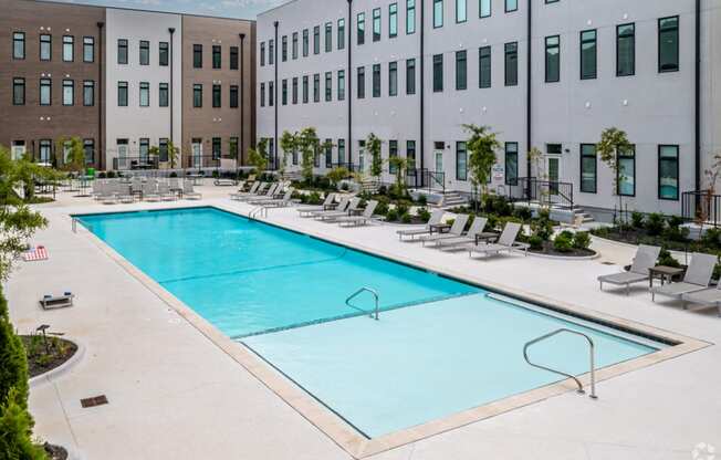 Heated Resort-Style Pool at Pinnacle Heights in Rogers, AR