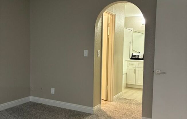 1 bed, 1 bath, 720 sqft, $1,399, Unit CA 1330-102