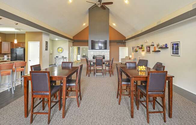 Clubhouse Dining Room and Fireplace with Vaulted Ceilings