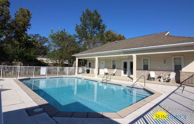 Great 2 Bedroom Townhouse in Niceville!