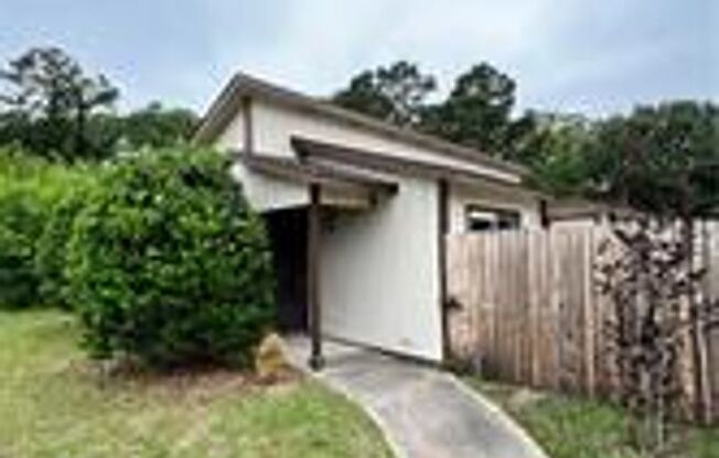 6516 Wicklow Pl