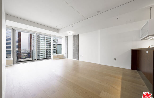 2 beds, 2 baths, 1,140 sqft, $4,500, Unit 1406