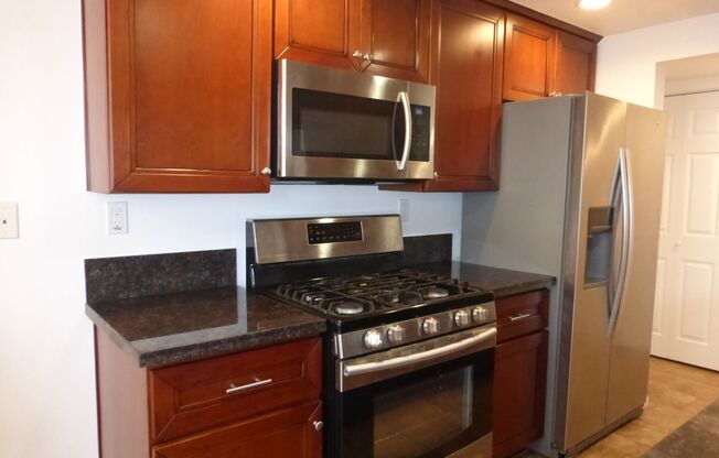 Large San Pedro Condo for Lease | 3 Bed - 2 Bath | 2 Garage Spaces