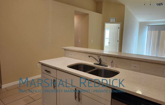 3 beds, 2 baths, $1,645, Unit 3313 SW 15th Pl