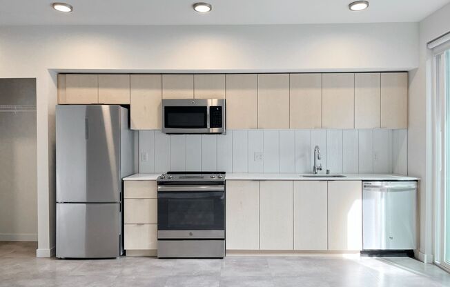 1 bed, 1 bath, 603 sqft, $2,250, Unit 413
