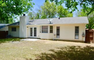 Charming 3 bed 2 bath home off Walzem rd!