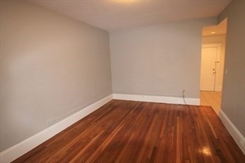 Studio, 1 bath, 400 sqft, $2,600, Unit 20