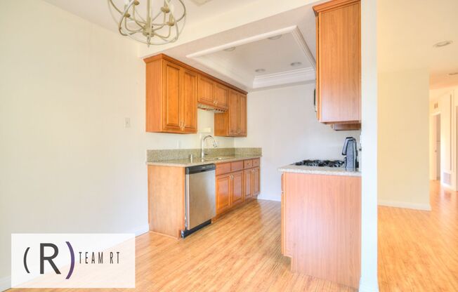 3 beds, 2 baths, $3,000, Unit APARTMENT 85