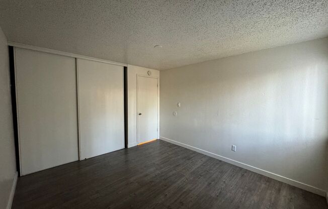 2 beds, 1 bath, 825 sqft, $1,250, Unit 211