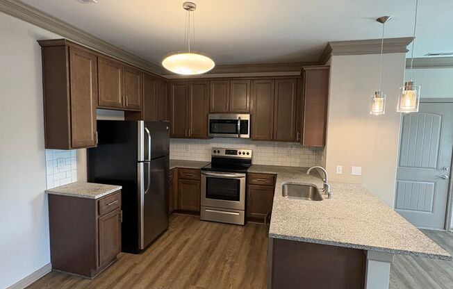 2 beds, 2 baths, 929 sqft, $1,025, Unit 1720-B03