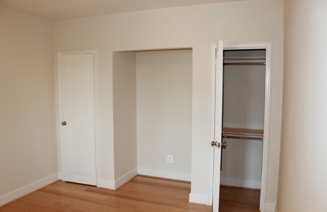 1 bed, 1 bath, 725 sqft, $2,600, Unit 400