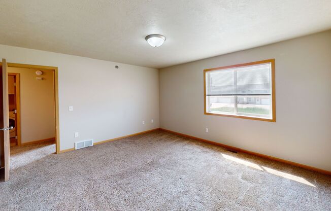 1732 - 1754 35th Ave SE