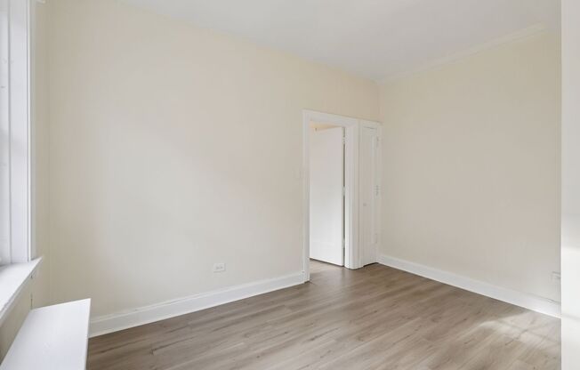 1 bed, 1 bath, 610 sqft, $1,330, Unit Bayard Manor 211