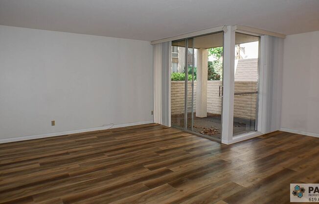 Spacious 1 bedroom condo in gated complex