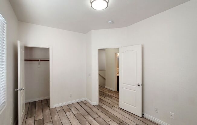3 beds, 2.5 baths, $1,950