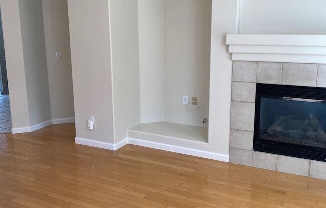 1751 Burwood Circle