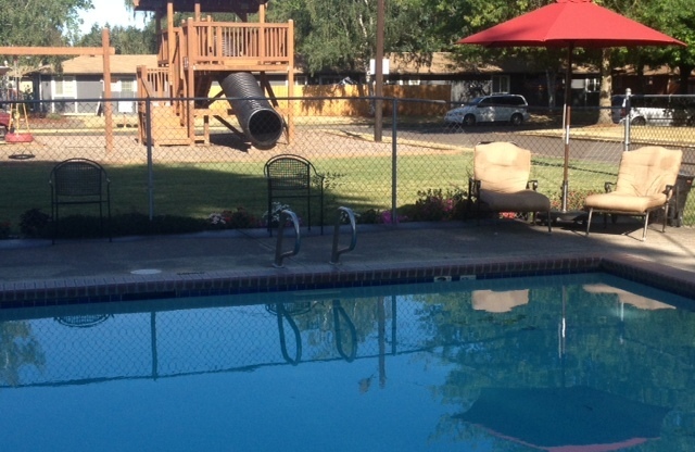 2 beds, 1 bath, 945 sqft, $1,500, Unit 102