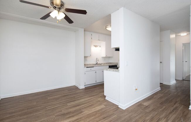 3 beds, 2 baths, 1,186 sqft, $2,895, Unit F-08