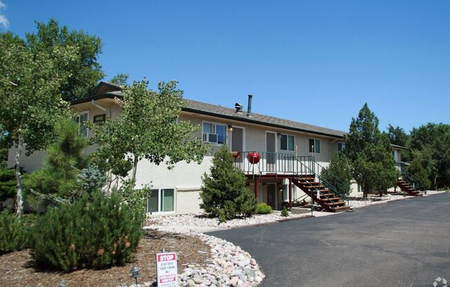4413 Forrest Hill Rd