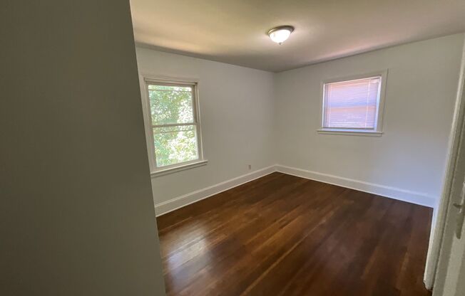 3 beds, 1 bath, $1,695