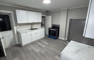 2 beds, 1 bath, $1,250