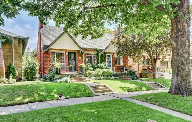 Gorgeous duplex near Cherry Creek!