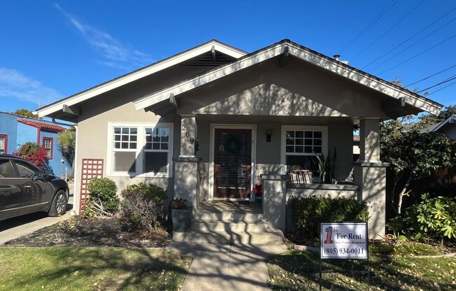 209 E. Park Avenue - 2 Bedroom, 1.5 Bathroom in Santa Maria's Historic Carriage District