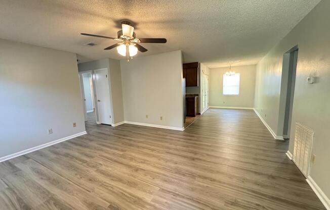120 SPRINGWOOD DR