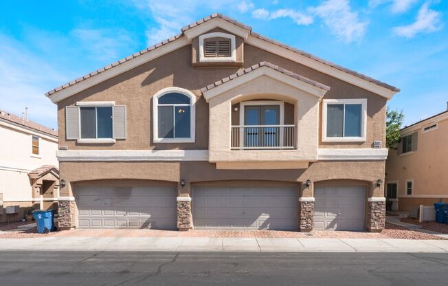 Gated Community  Townhome  2 bedroom, 2 bathroom, 1 car garage